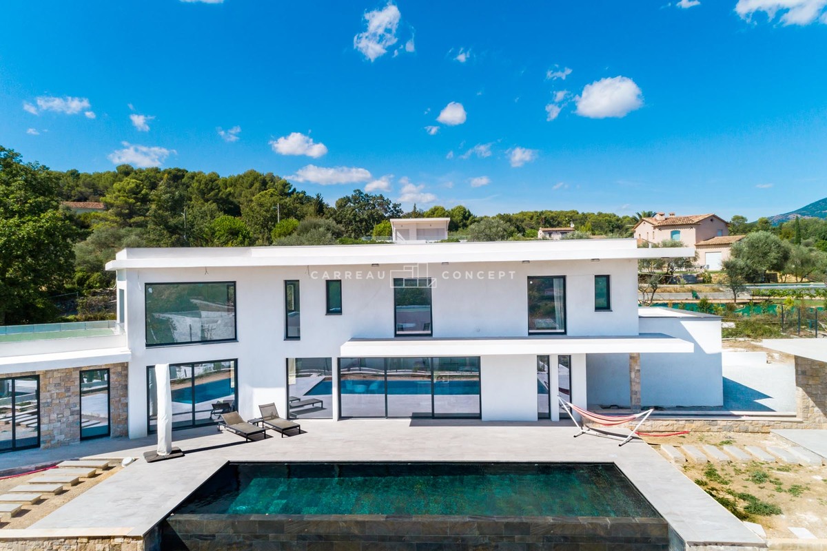 Carrelages maison californienne Opio Photo 3