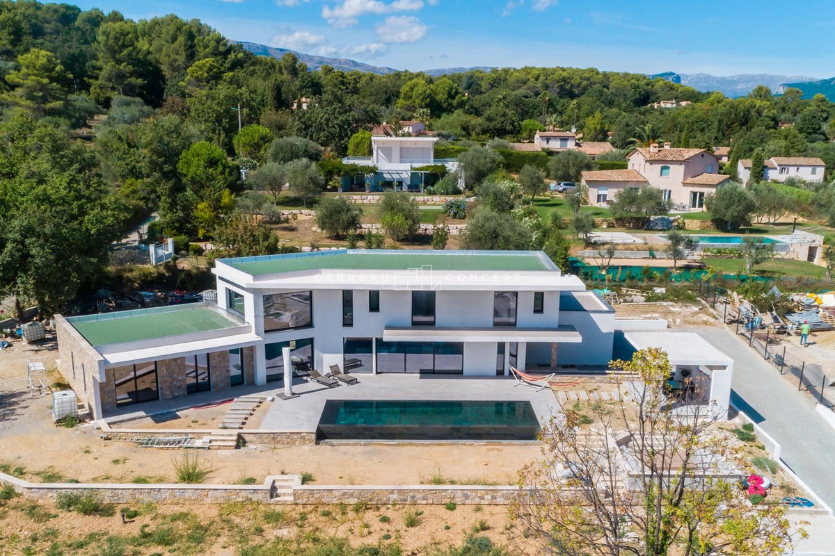 Carrelages maison californienne Opio Photo 1