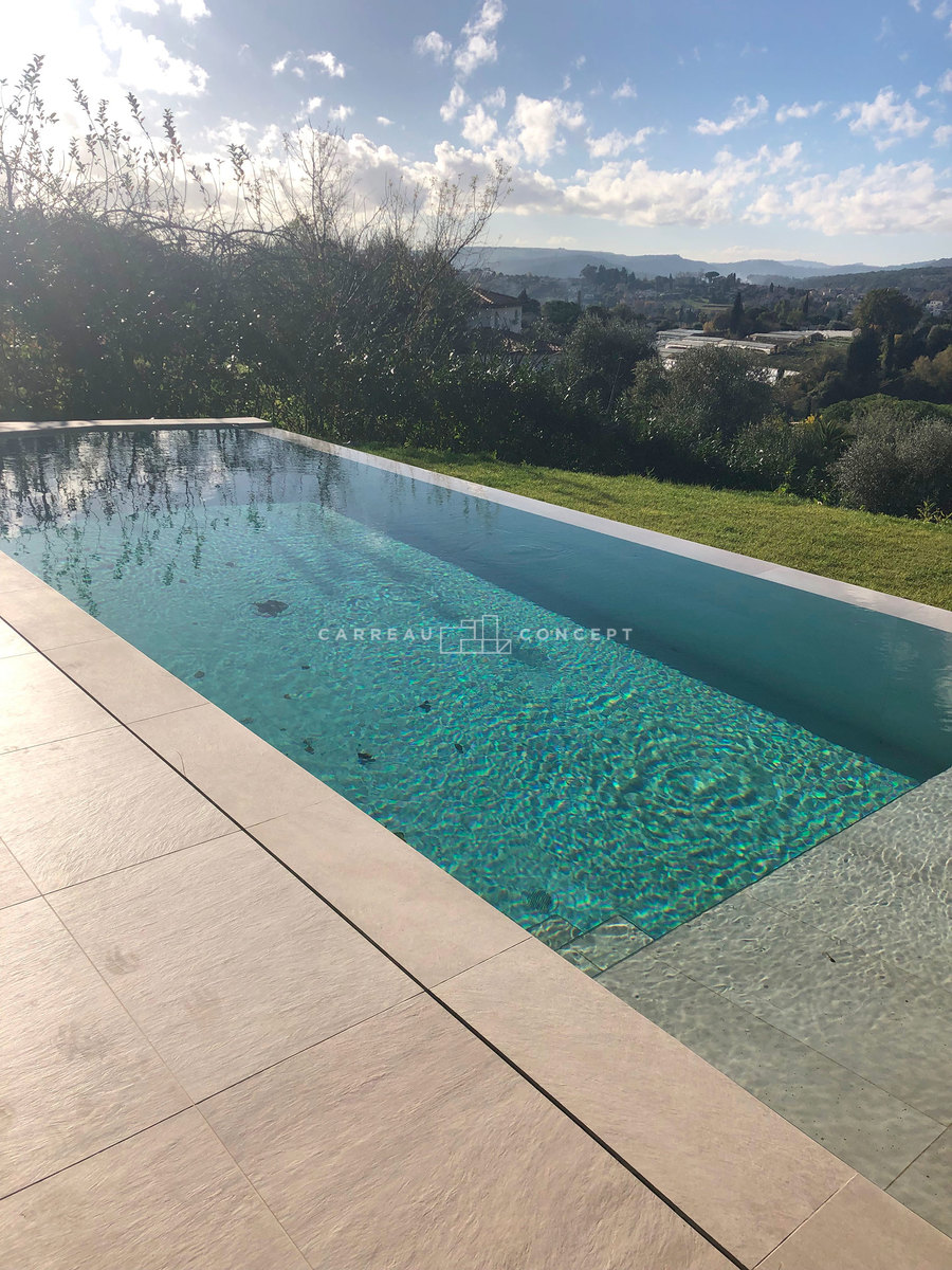Piscine carrelages Vence Photo 4