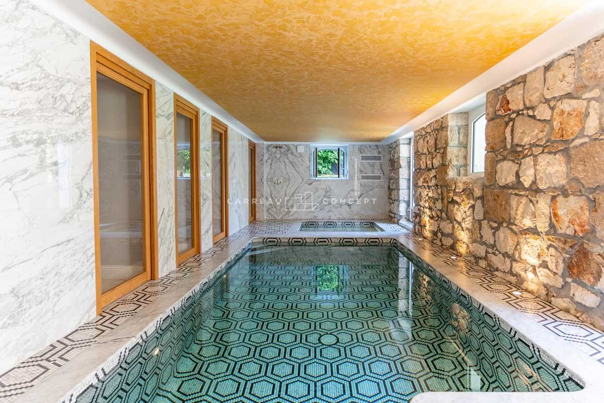 Carrelages piscine intérieure Nice Photo 15