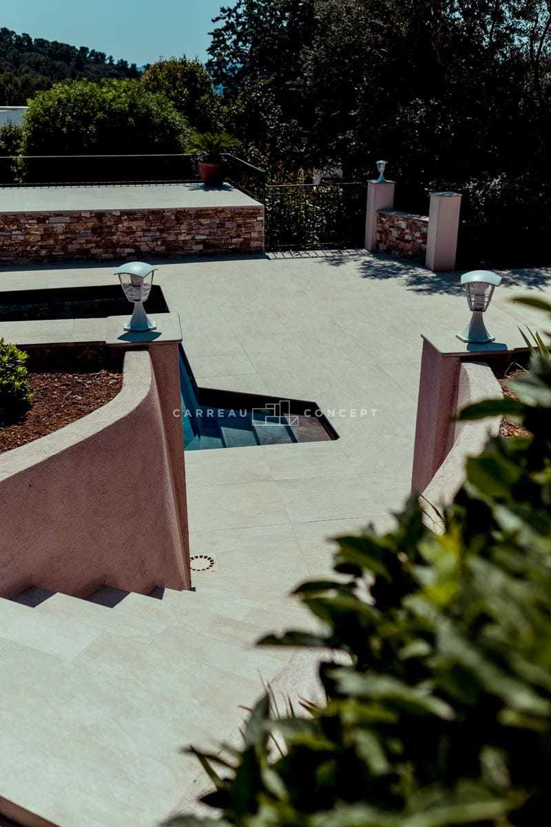 Piscine carreages balinais La Valette Photo 1