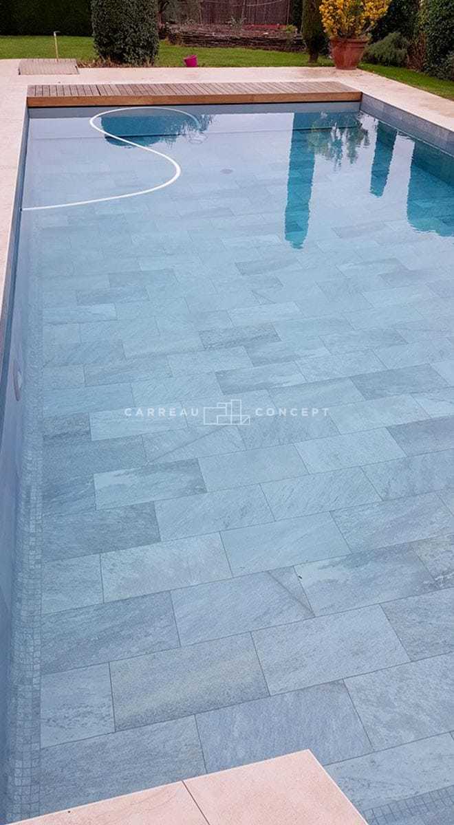 Carrelages piscine contemporaine Plascassier Photo 16