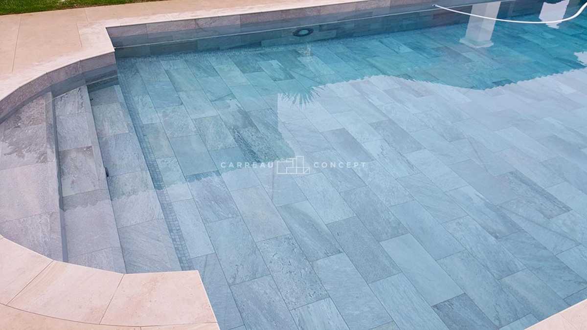 Carrelages piscine contemporaine Plascassier Photo 4