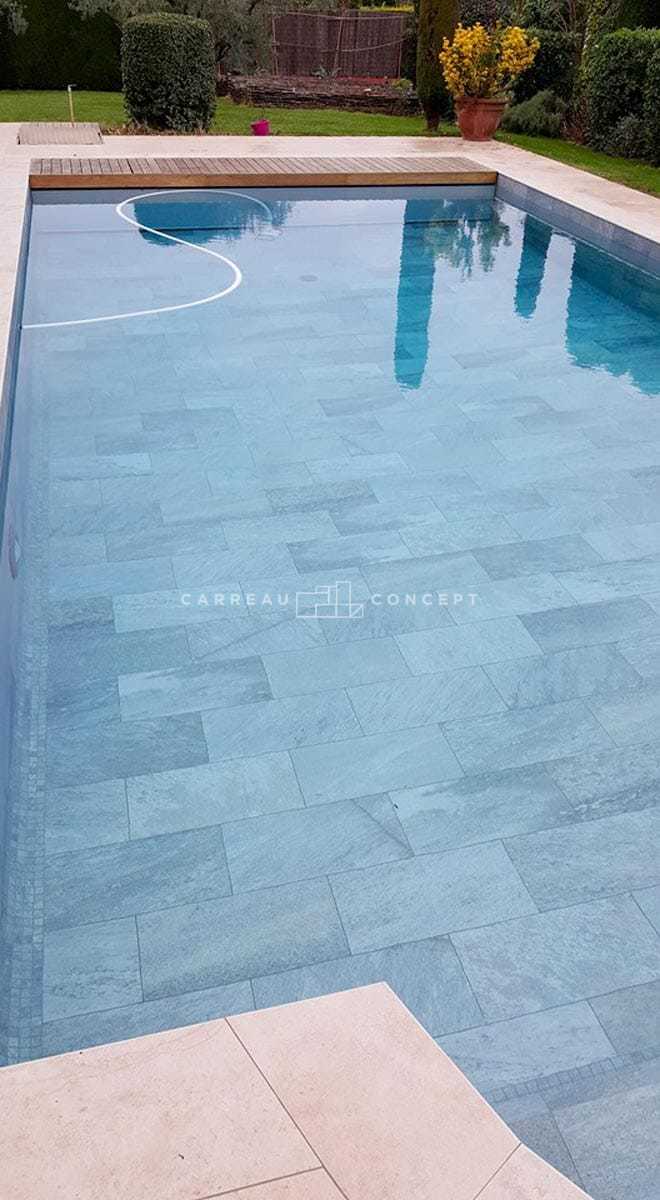 Carrelages piscine contemporaine Plascassier Photo 14
